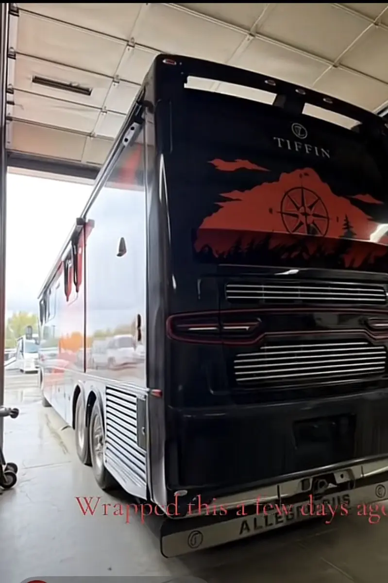 RV and trailer wrap example